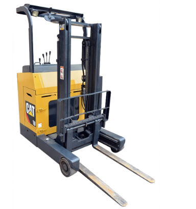 NRS18CA – CAT® STAND-ON REACH TRUCK